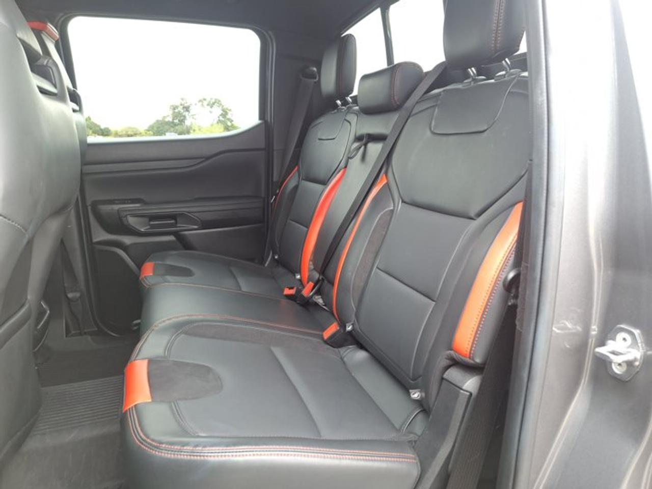 2024 Ford Ranger Raptor Crew 4X4 | 3.0L EcoBoost | Leather | 360 Camera | Heated Wheel + Seats | and More ! Photo