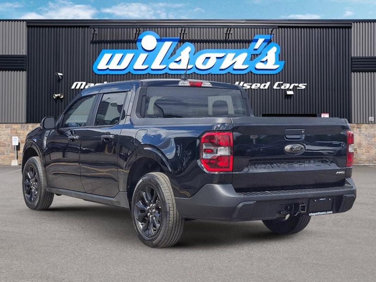 2024 Ford Maverick XLT AWD | Luxury Pkg | Co-Pilot 360 | Black Appearance PKG | 18" Alloys | Heated Wheel | and More ! Photo