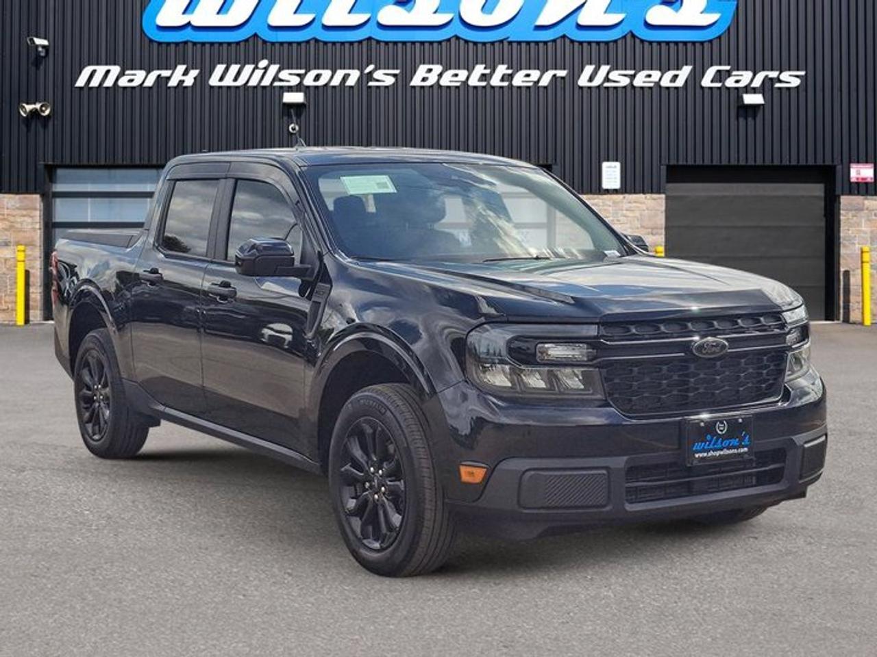 2024 Ford Maverick XLT AWD | Luxury Pkg | Co-Pilot 360 | Black Appearance PKG | 18" Alloys | Heated Wheel | and More ! Photo