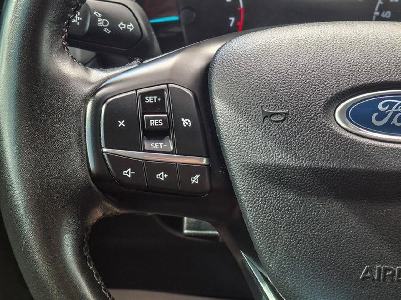 2024 Ford Maverick XLT AWD | Luxury Pkg | Co-Pilot 360 | Black Appearance PKG | 18" Alloys | Heated Wheel | and More ! Photo