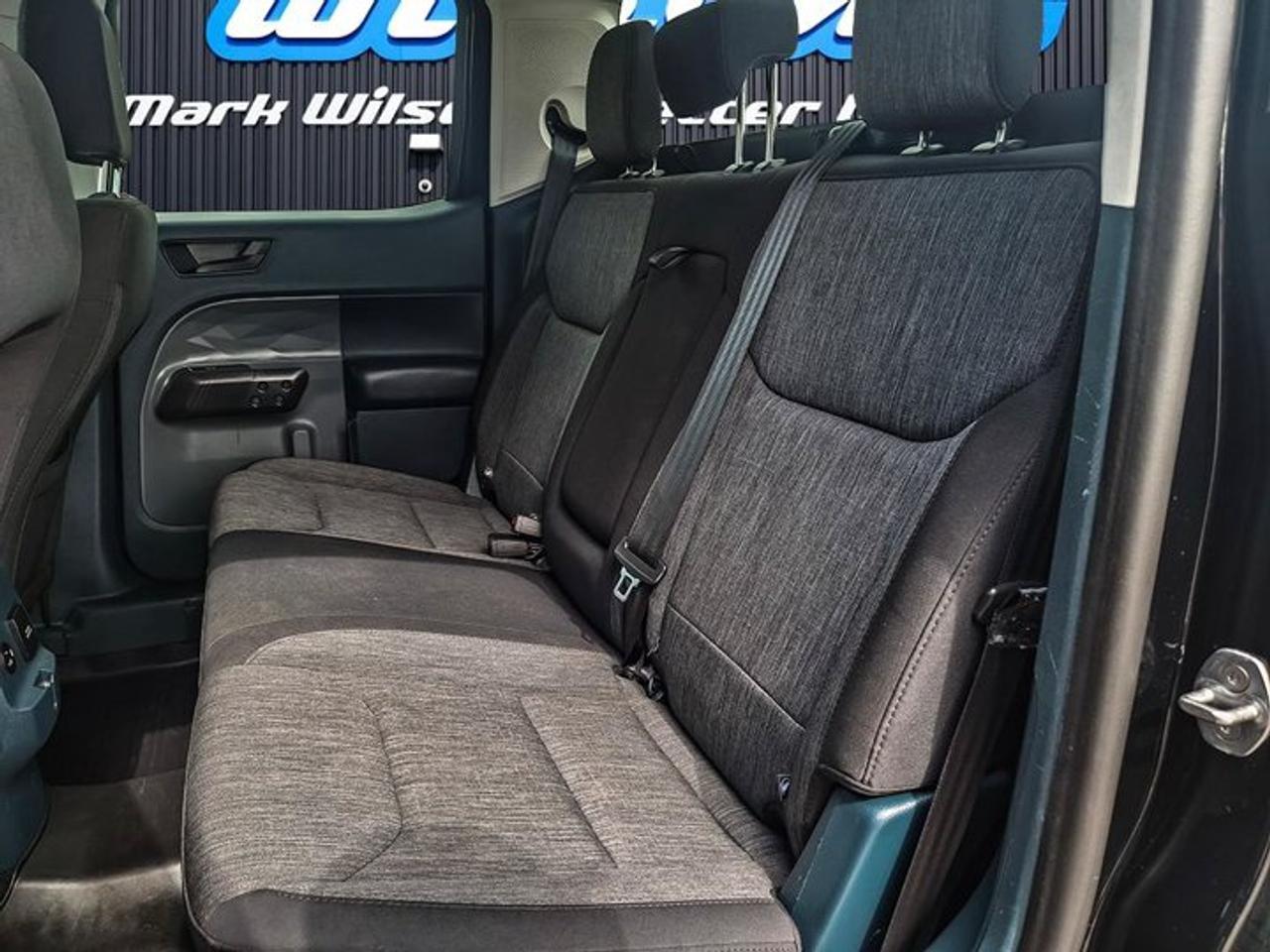 2024 Ford Maverick XLT AWD | Luxury Pkg | Co-Pilot 360 | Black Appearance PKG | 18" Alloys | Heated Wheel | and More ! Photo