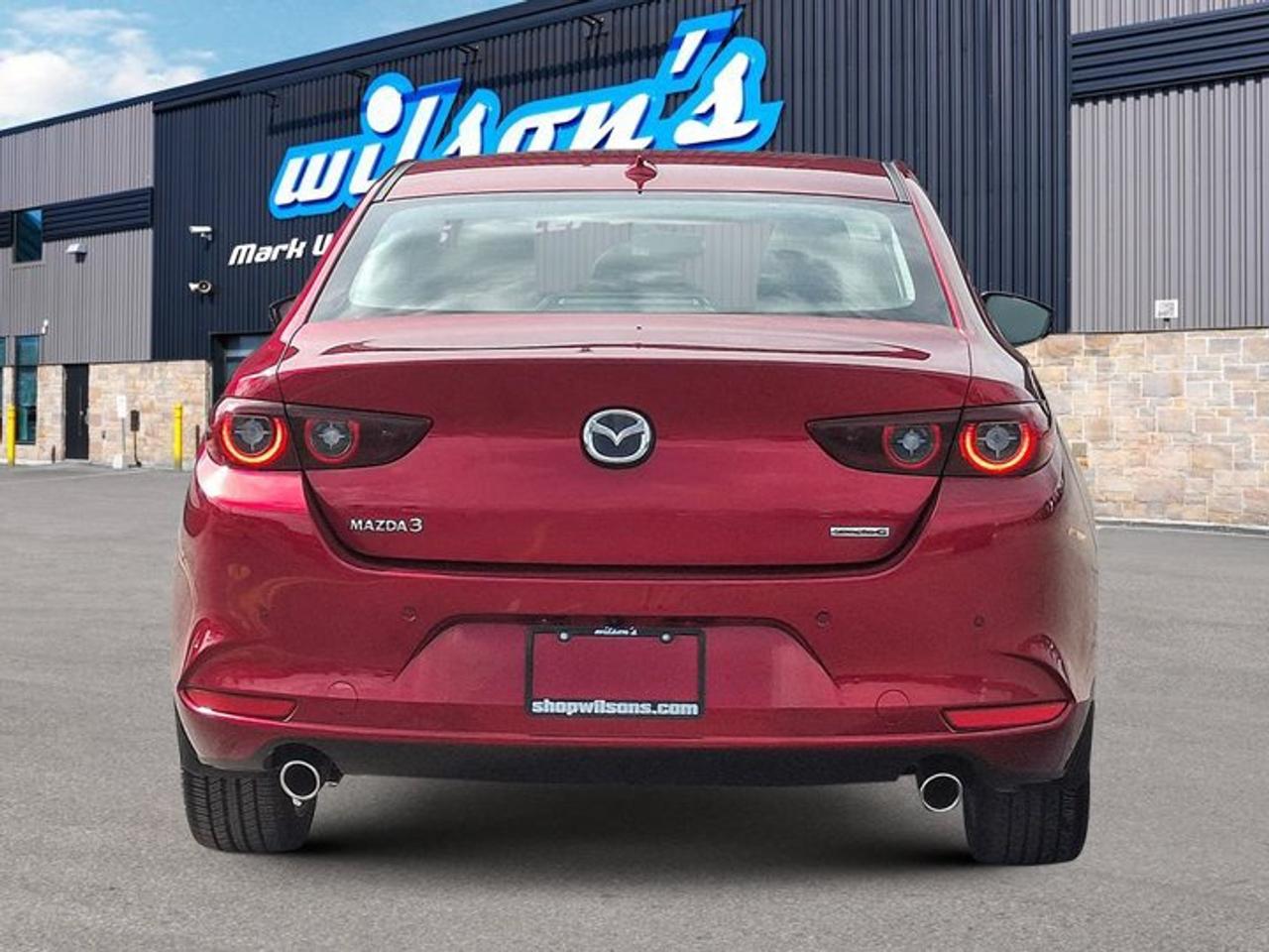 2025 Mazda MAZDA3 GT | Leather | Sunroof | Nav | Heated Wheel + Seats | Power Seat | CarPlay + Android & More! Photo
