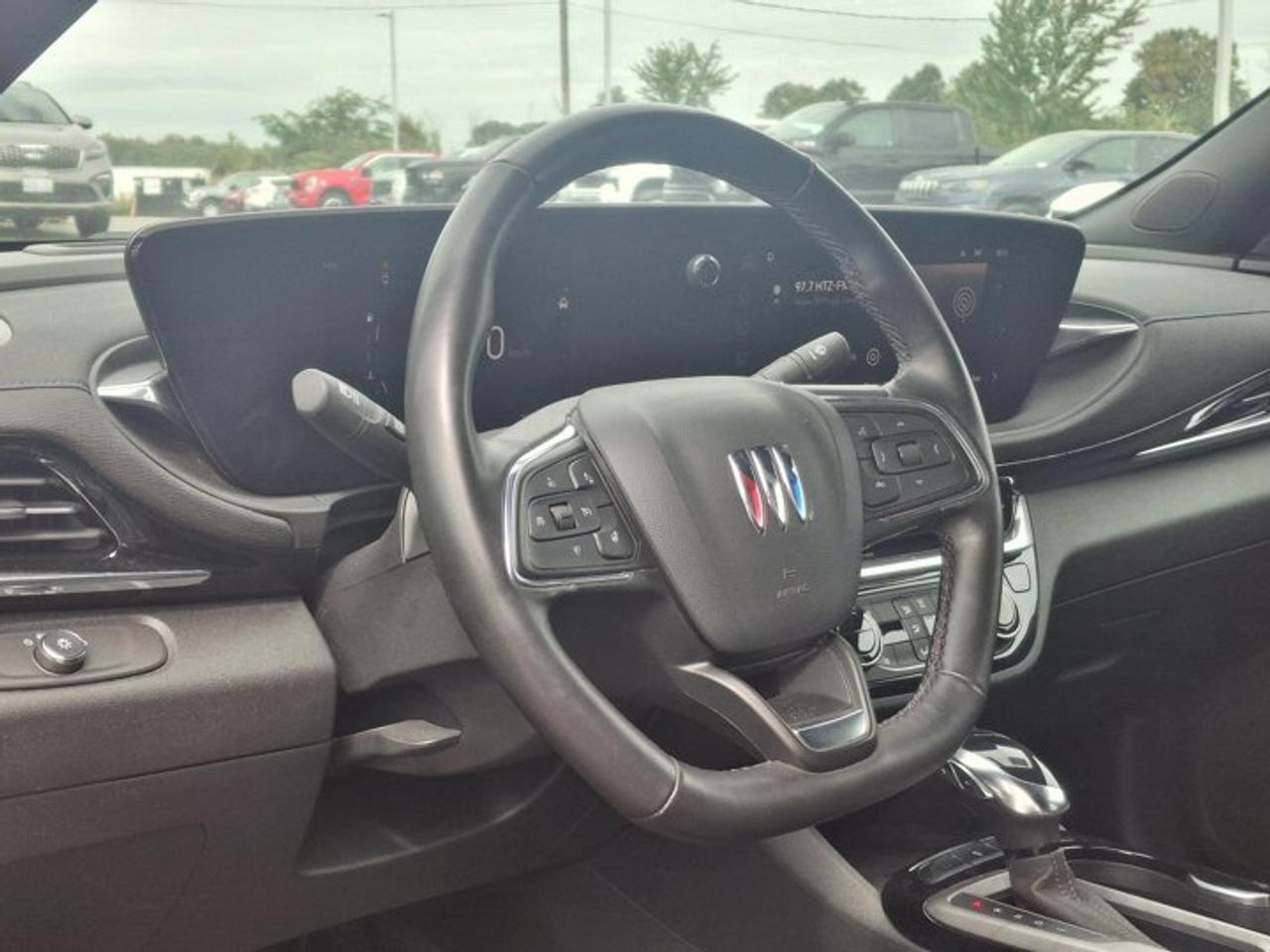 2024 Buick Envista Sport Touring | Sunroof | Adaptive Cruise | Heated Steering + Seats | Power Liftgate | BSM & More ! Photo