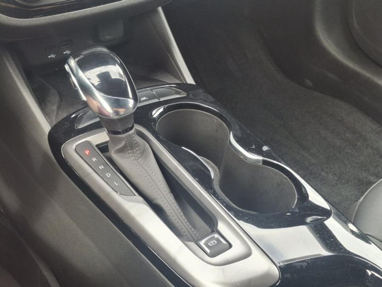 2024 Buick Envista Sport Touring | Sunroof | Adaptive Cruise | Heated Steering + Seats | Power Liftgate | BSM & More ! Photo