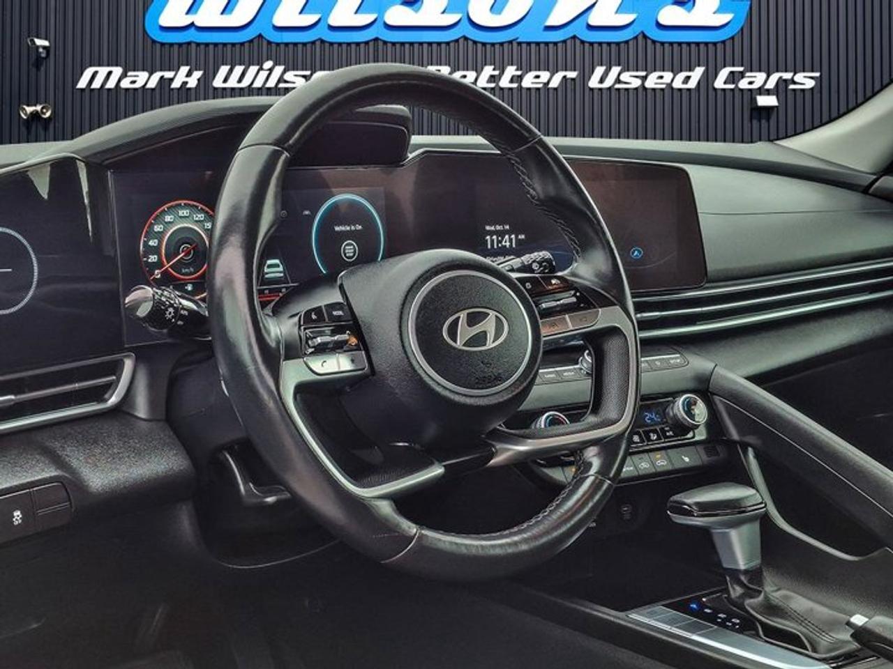 2024 Hyundai Elantra Preferred Tech | Sunroof | Heated Seats + Steering | CarPlay + Android | Remote Start | and More ! Photo