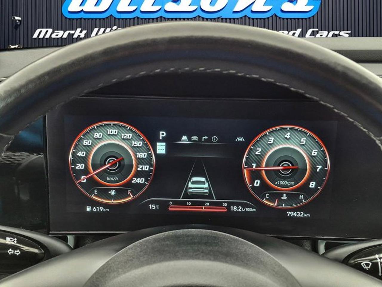 2024 Hyundai Elantra Preferred Tech | Sunroof | Heated Seats + Steering | CarPlay + Android | Remote Start | and More ! Photo