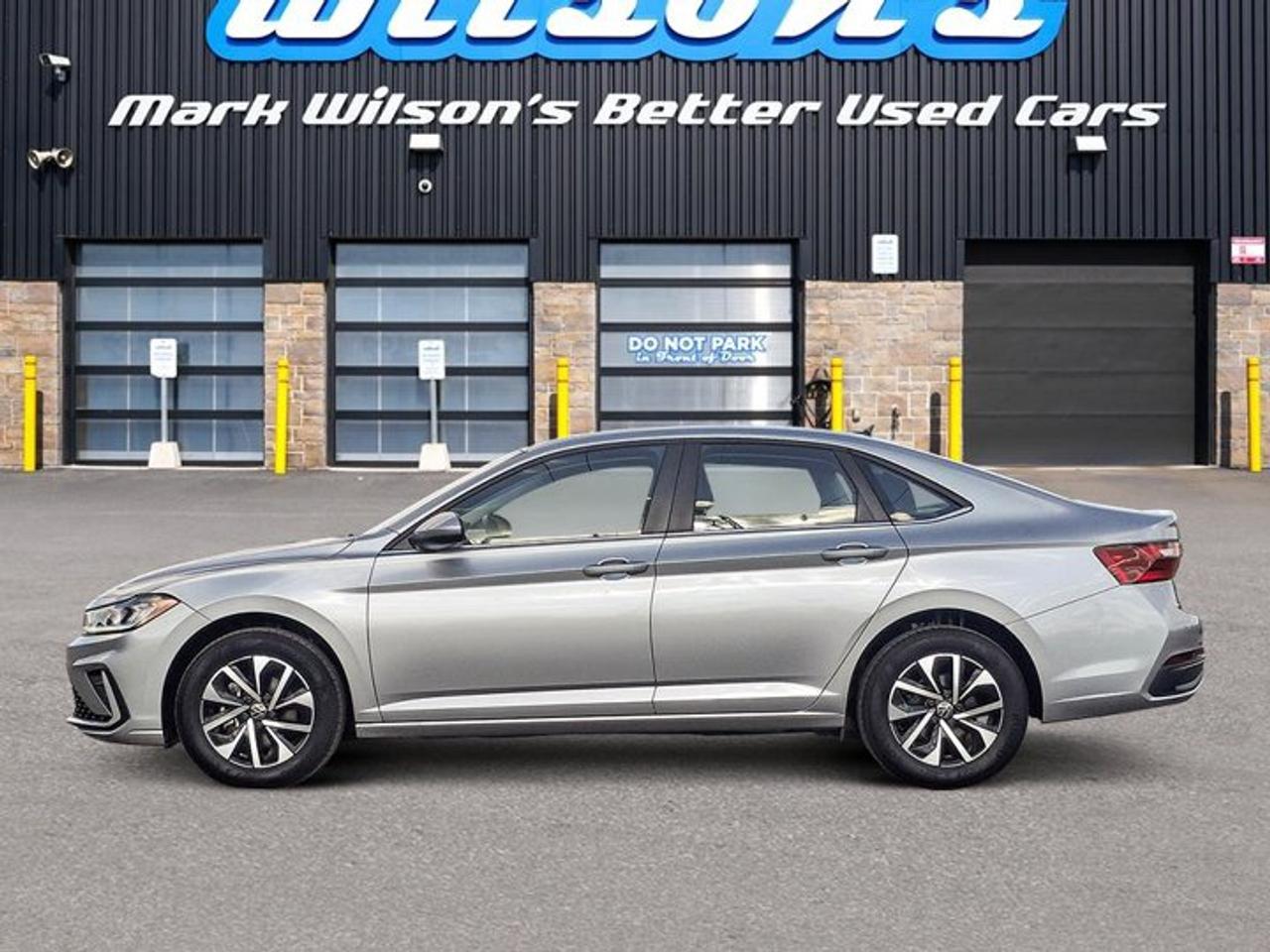 2025 Volkswagen Jetta Trendline | Htd Seats + Steering | CarPlay + Android | Blind Spot | Alloy Wheels | Rear Cam & More ! Photo5