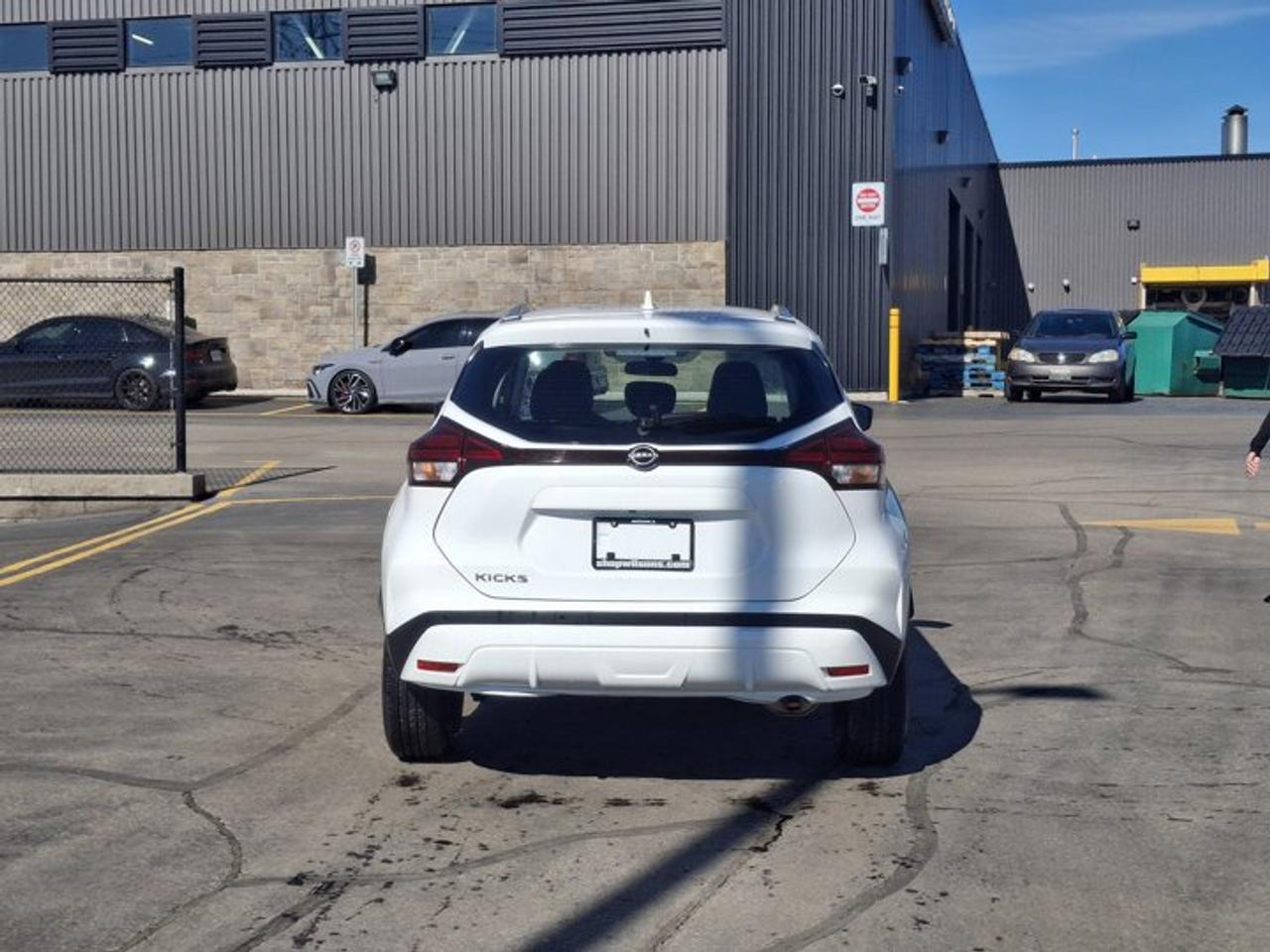 2025 Nissan Kicks Play SV | Heated Seats | Radar Cruise | CarPlay + Android | Rear Camera | and More ! Photo3