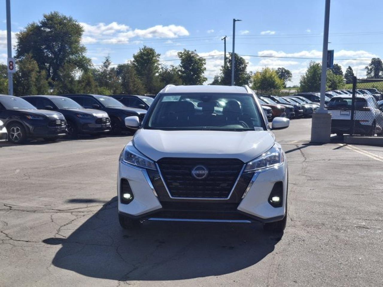2025 Nissan Kicks Play SV | Heated Seats | Radar Cruise | CarPlay + Android | Rear Camera | and More ! Photo