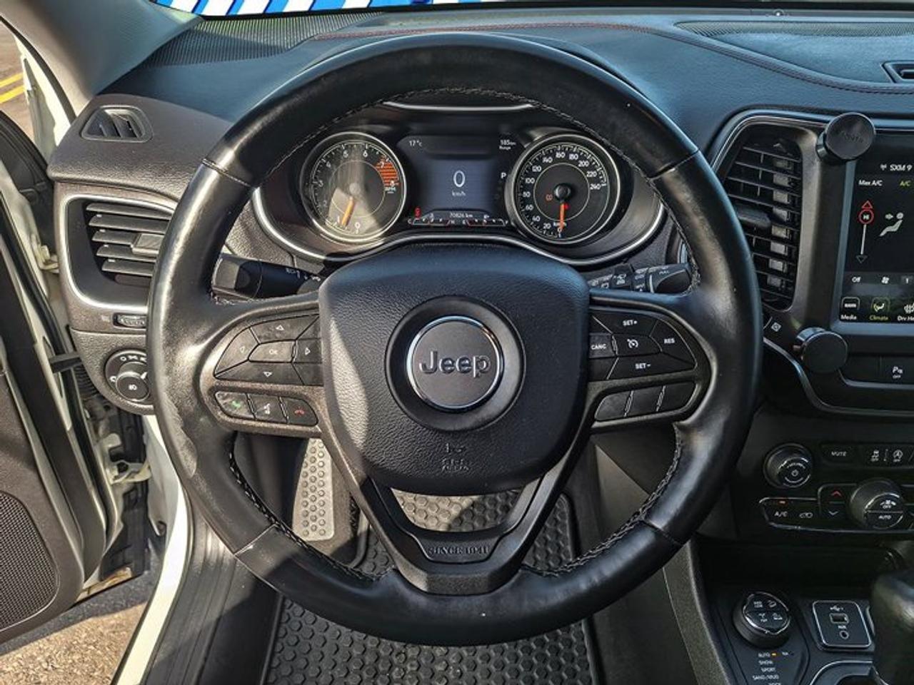 2019 Jeep Cherokee Trailhawk 4x4 | Split Leather | Heated Seats + Steering | Remote Start | Blind Spot Monitor & More ! Photo