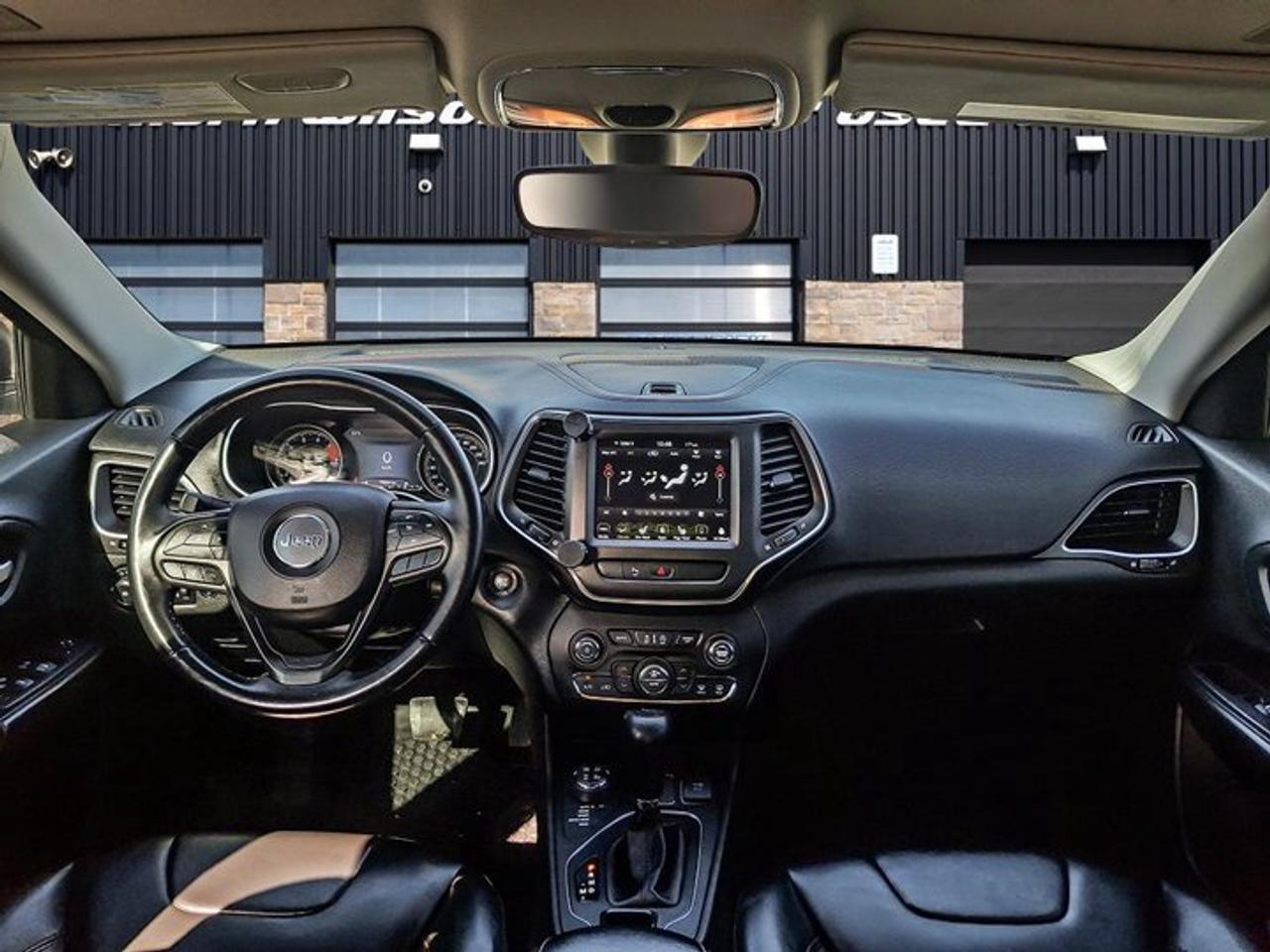 2019 Jeep Cherokee Trailhawk 4x4 | Split Leather | Heated Seats + Steering | Remote Start | Blind Spot Monitor & More ! Photo