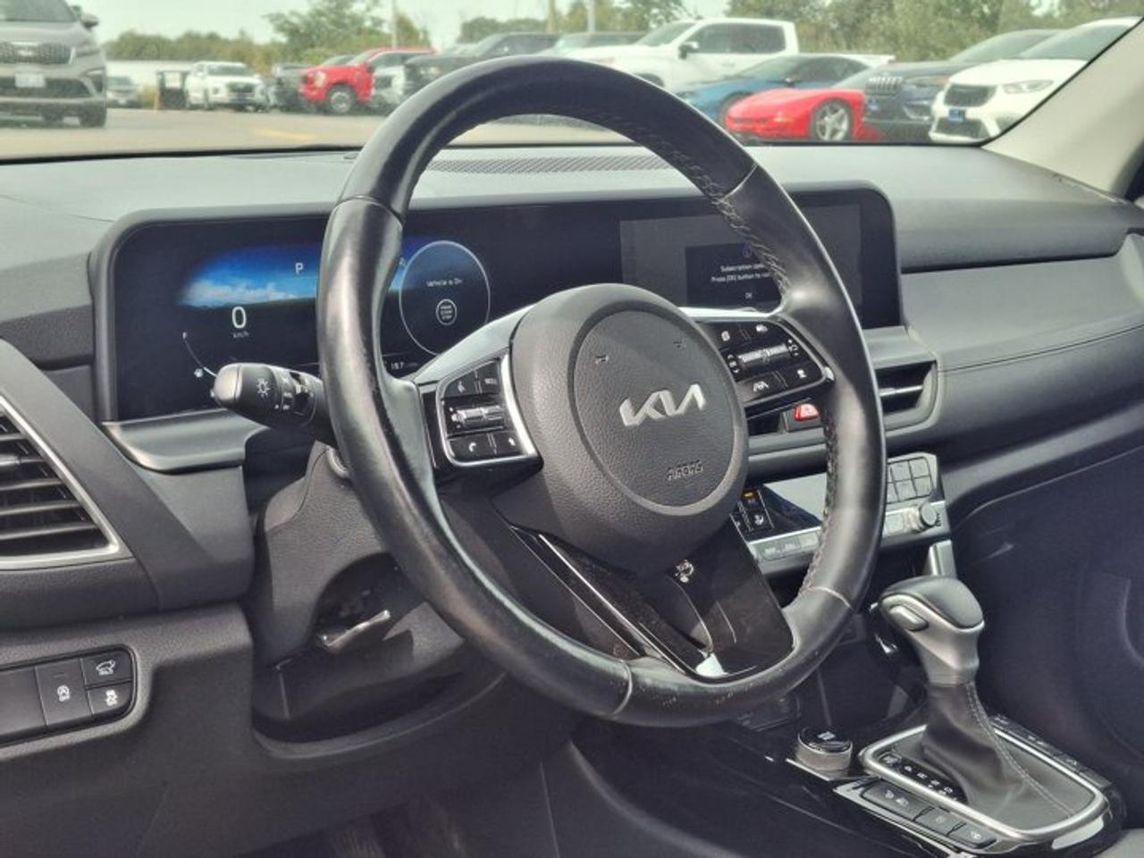 2024 Kia Seltos EX Premium AWD | Leather | Sunroof | Heated + Ventilated Seats | Heated Steering | CarPlay & More ! Photo