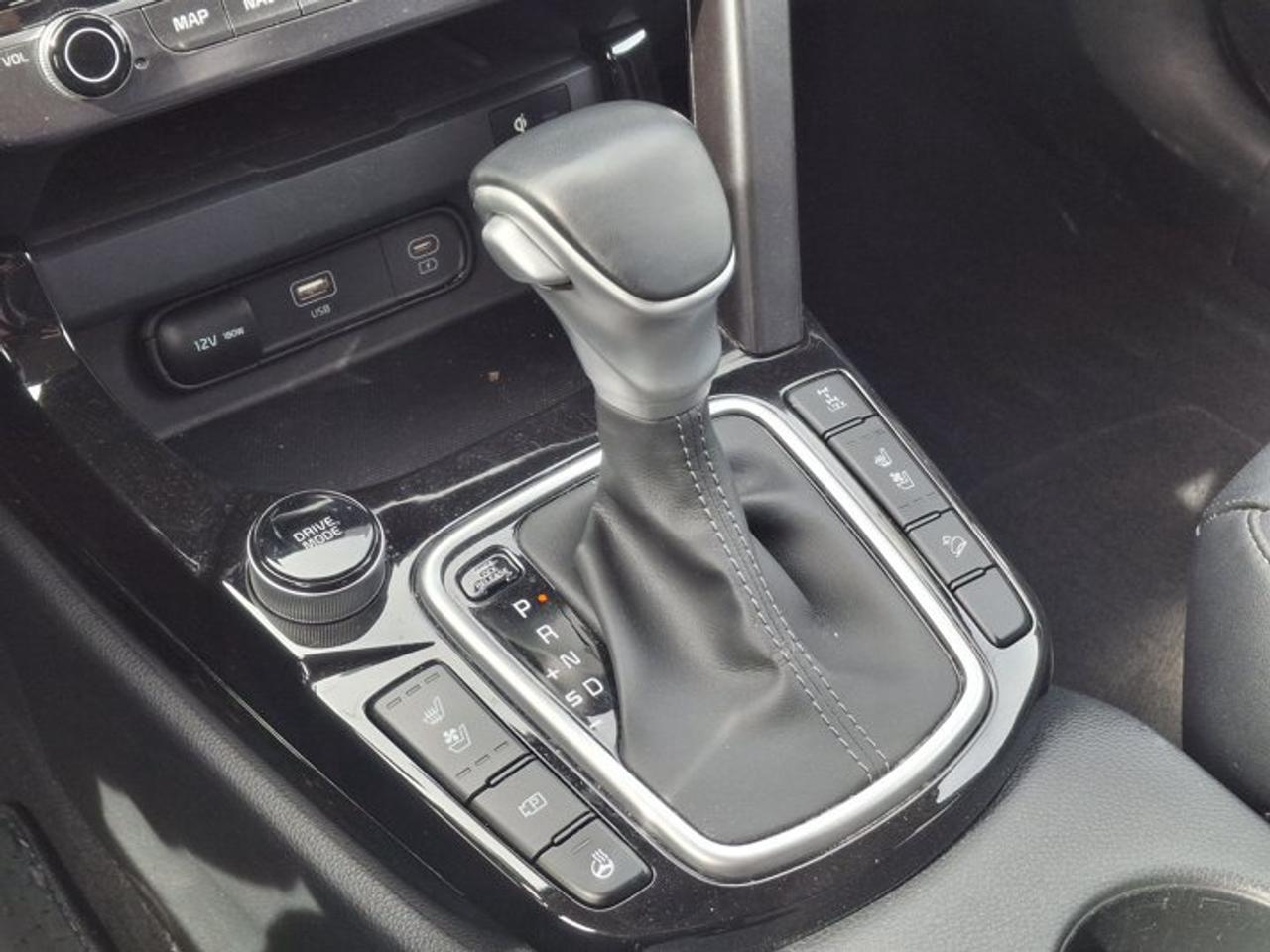2024 Kia Seltos EX Premium AWD | Leather | Sunroof | Heated + Ventilated Seats | Heated Steering | CarPlay & More ! Photo