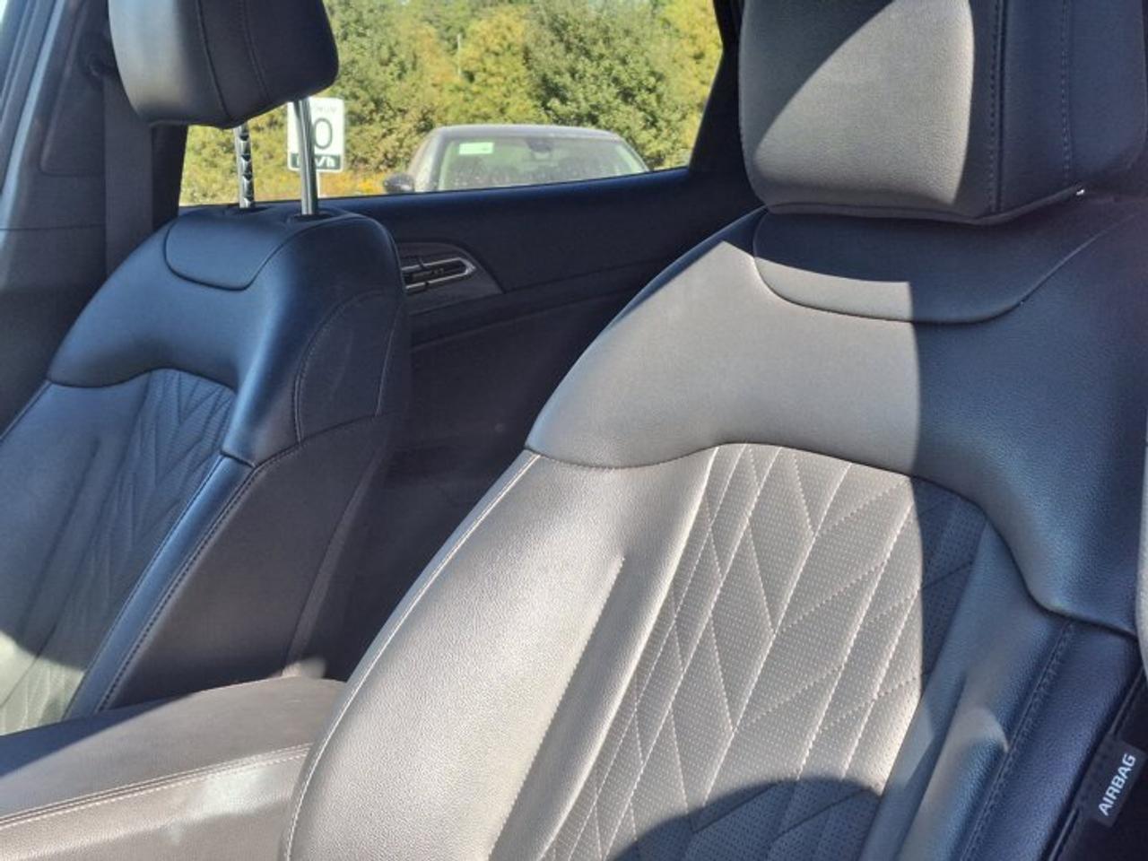 2025 Kia Sportage X-Line AWD | Quilted Leather | Heated Seats + Steering | Remote Start | CarPlay | Rear Cam and More! Photo