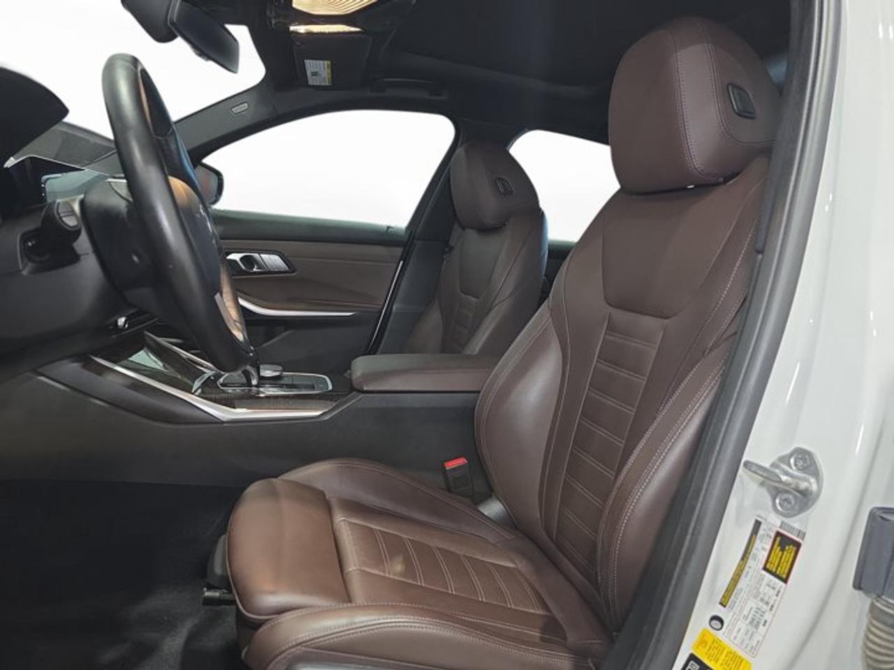2020 BMW 3 Series 330i xDrive Photo