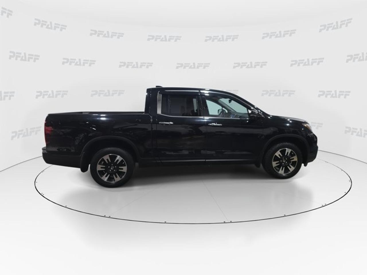 2020 Honda Ridgeline RTL-E Photo
