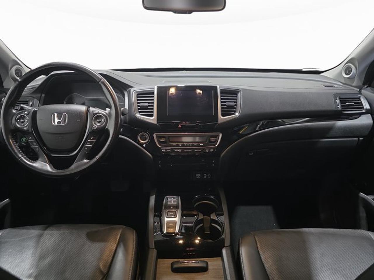 2020 Honda Ridgeline RTL-E Photo