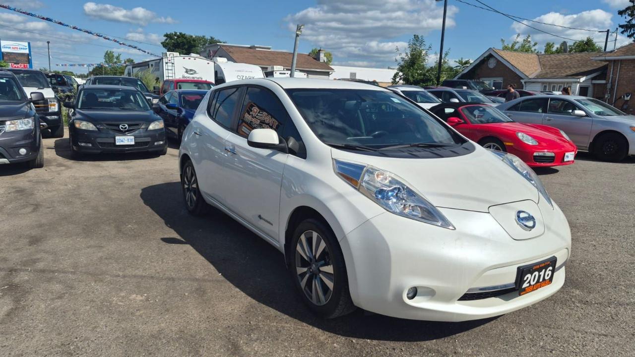 2016 Nissan Leaf SV, ONE OWNER, NO ACCIDENT, ELECTRIC Photo