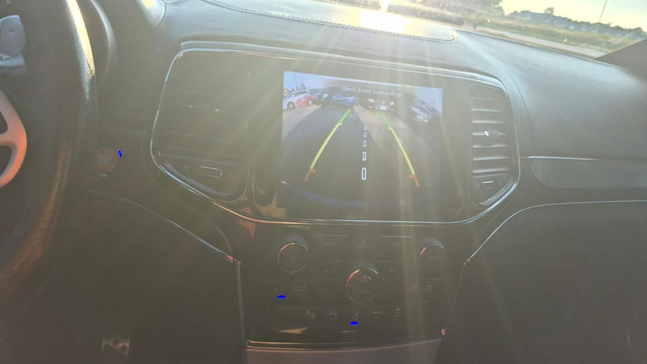 2019 Jeep Grand Cherokee SRT, ONLY 113KMS, 6.4 V8, LOADED, CERTIFIED Photo