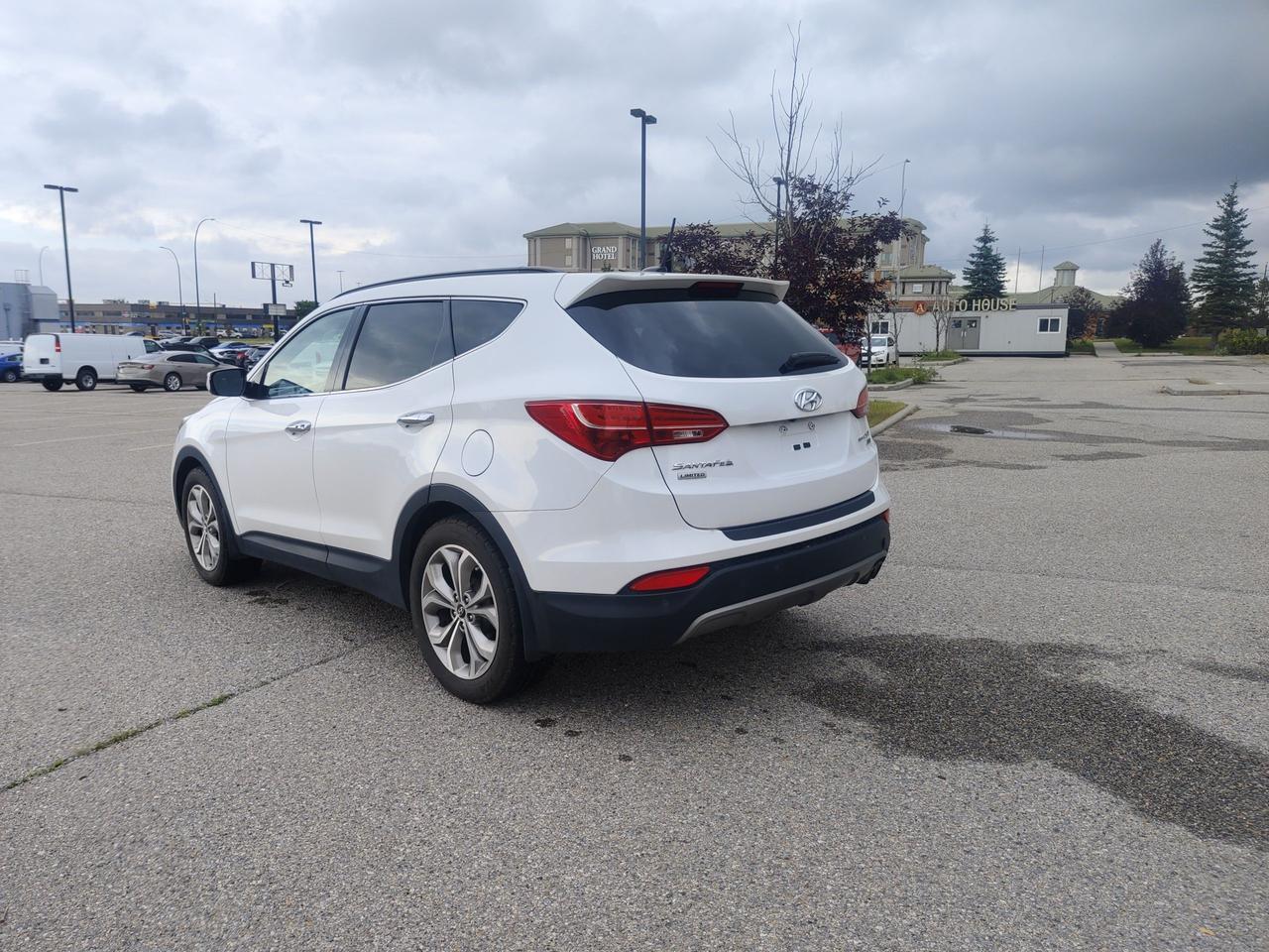 2014 Hyundai Santa Fe Sport Limited - Photo #7