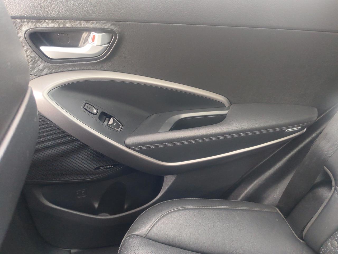 2014 Hyundai Santa Fe Sport Limited - Photo #16