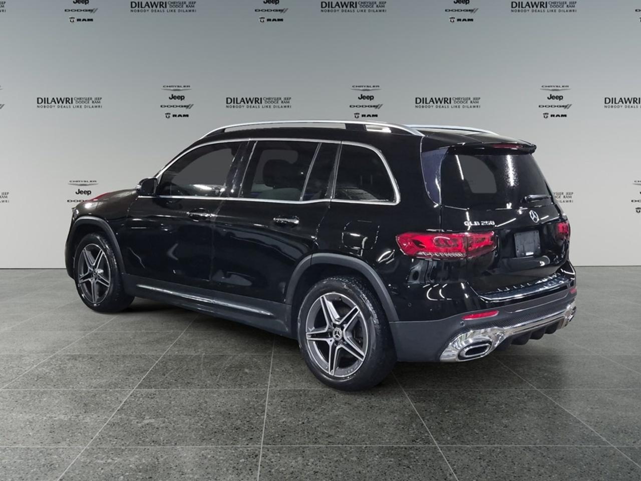 2022 Mercedes-Benz GLB 250 GLB 250 4MATIC SUV Photo2