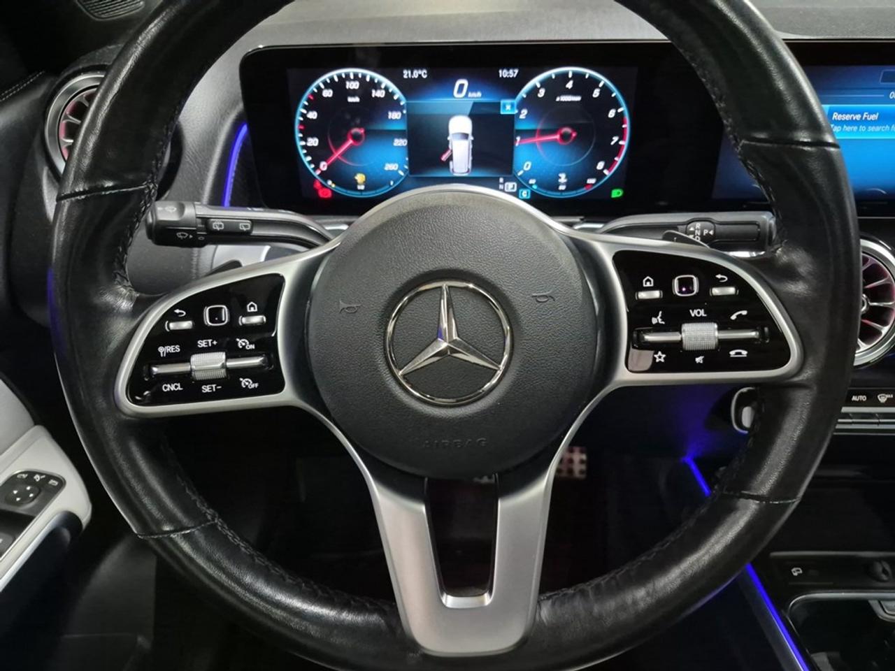 2022 Mercedes-Benz GLB 250 GLB 250 4MATIC SUV Photo