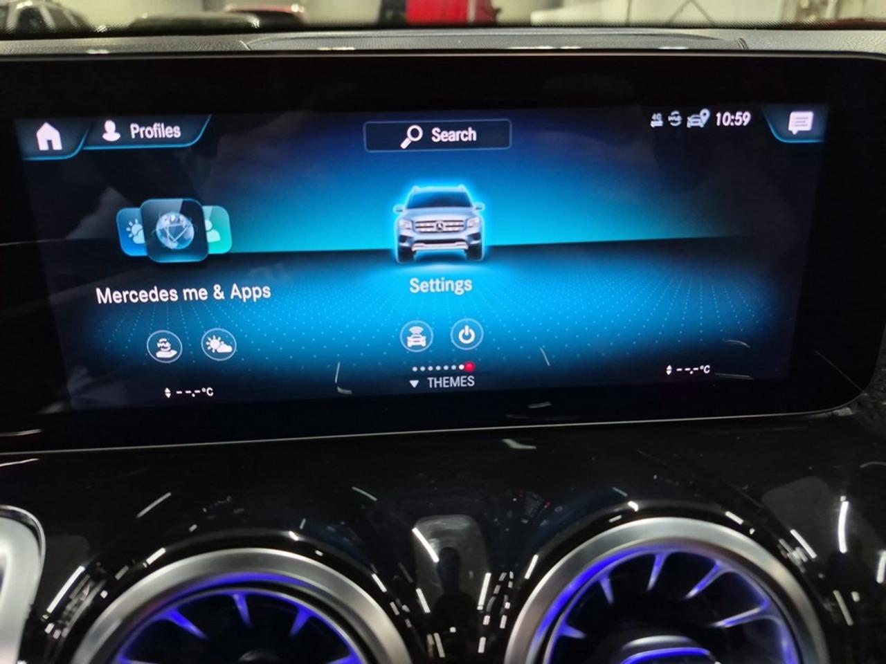 2022 Mercedes-Benz GLB 250 GLB 250 4MATIC SUV Photo