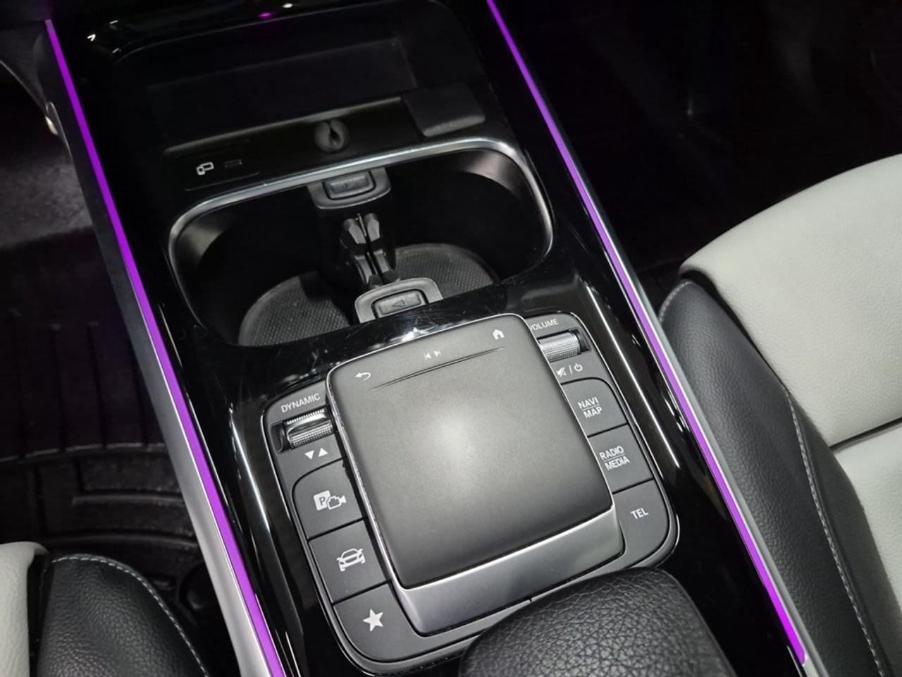 2022 Mercedes-Benz GLB 250 GLB 250 4MATIC SUV Photo