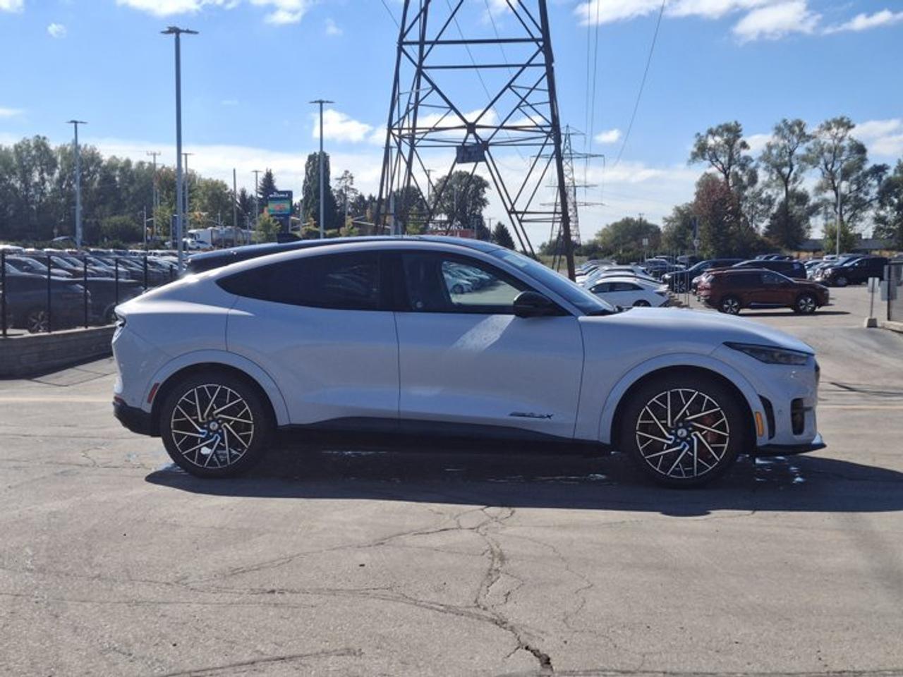2022 Ford Mustang Mach-E GT eAWD | Extended Range | Co-Pilot 360 | Bluecruise | Leather/Suede | Glass Roof | B&O Sound | Photo