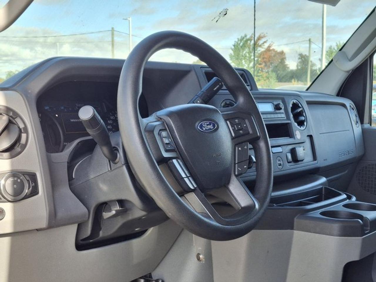 2026 Ford E-Series Cutaway Cube Van | 7.3L V8 | Power Lift | Cruise Control | Power Equipment | Photo