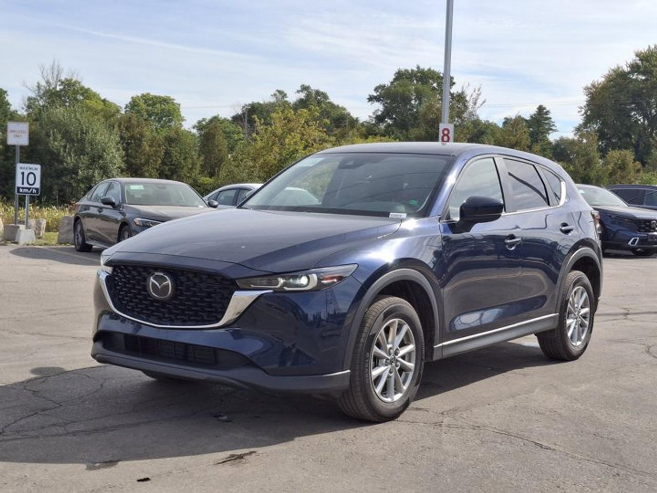 2025 Mazda CX-5 GS AWD | Leatherette | Power Seat | Heated Wheel + Seats | Adaptive Cruise | CarPlay and More ! Photo0