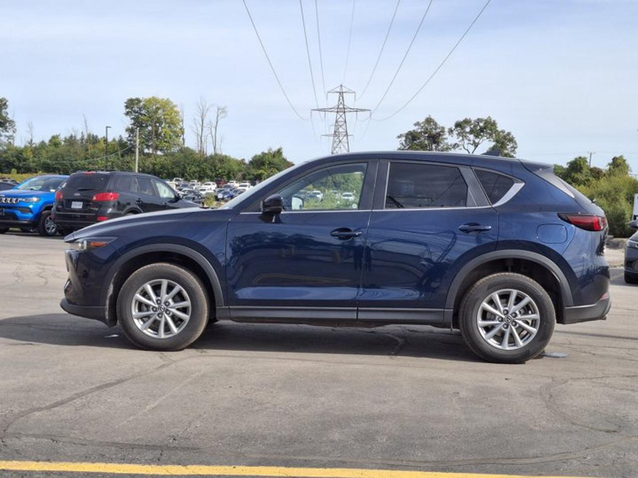 2025 Mazda CX-5 GS AWD | Leatherette | Power Seat | Heated Wheel + Seats | Adaptive Cruise | CarPlay and More ! Photo1