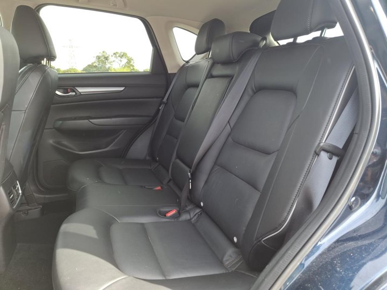 2025 Mazda CX-5 GS AWD | Leatherette | Power Seat | Heated Wheel + Seats | Adaptive Cruise | CarPlay and More ! Photo