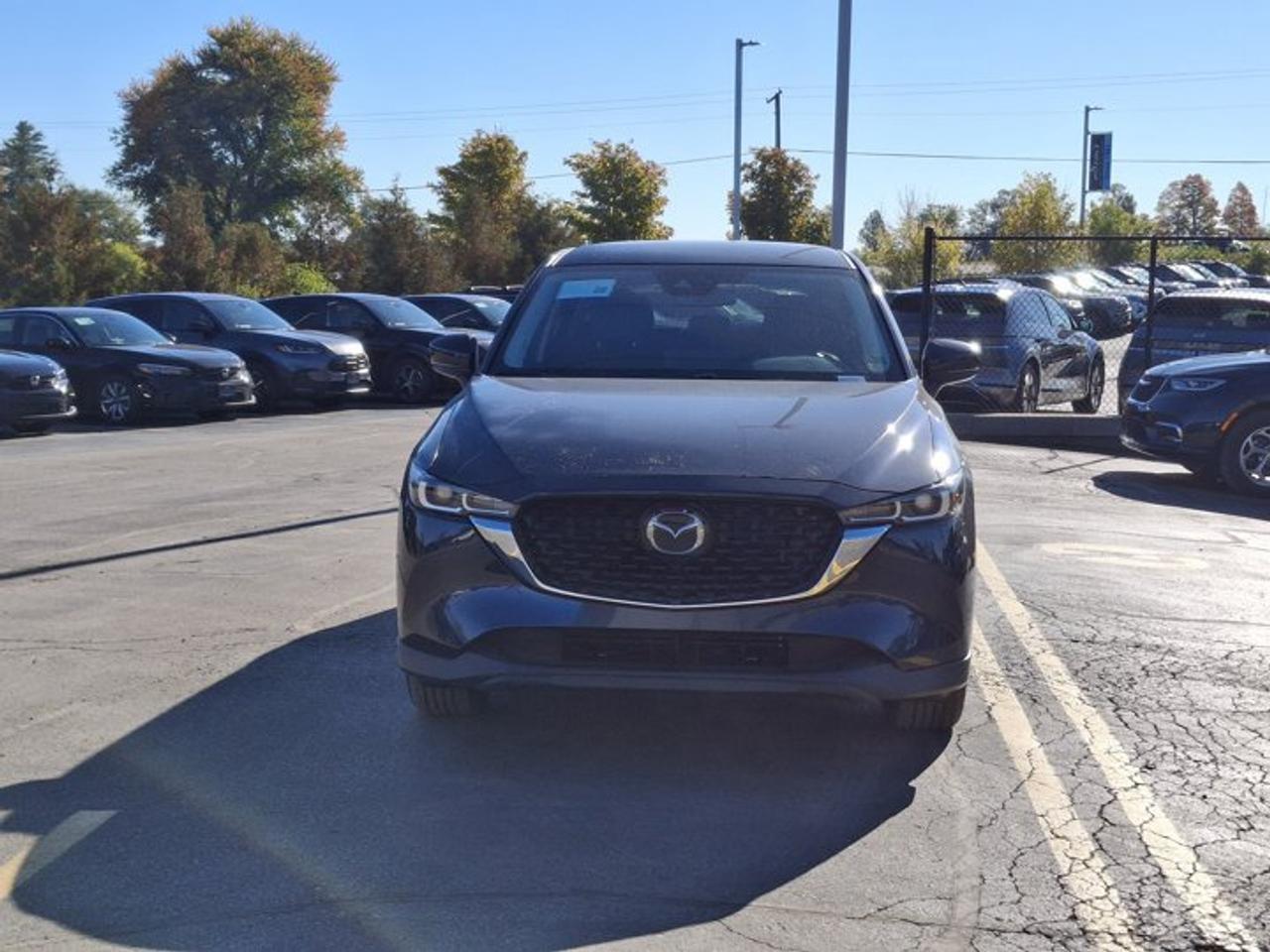 2025 Mazda CX-5 GS AWD | Leatherette | Power Seat | Heated Wheel + Seats | Adaptive Cruise | CarPlay and More ! Photo