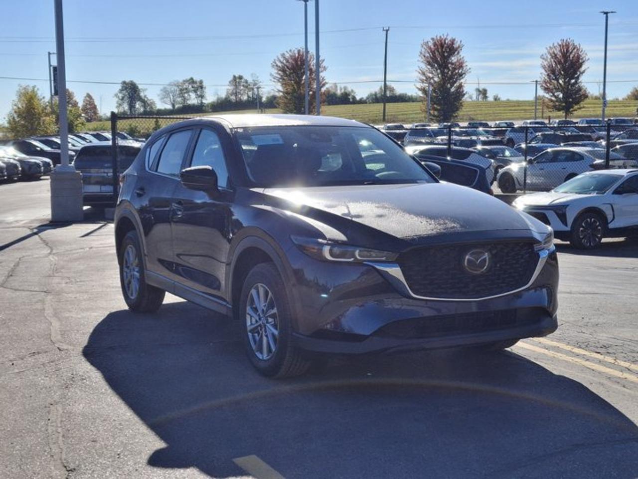 2025 Mazda CX-5 GS AWD | Leatherette | Power Seat | Heated Wheel + Seats | Adaptive Cruise | CarPlay and More ! Photo
