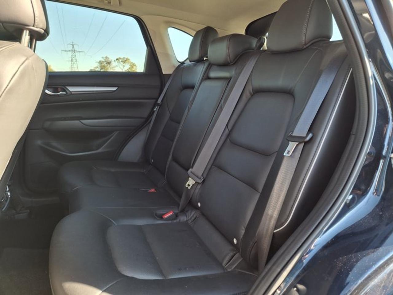 2025 Mazda CX-5 GS AWD | Leatherette | Power Seat | Heated Wheel + Seats | Adaptive Cruise | CarPlay and More ! Photo