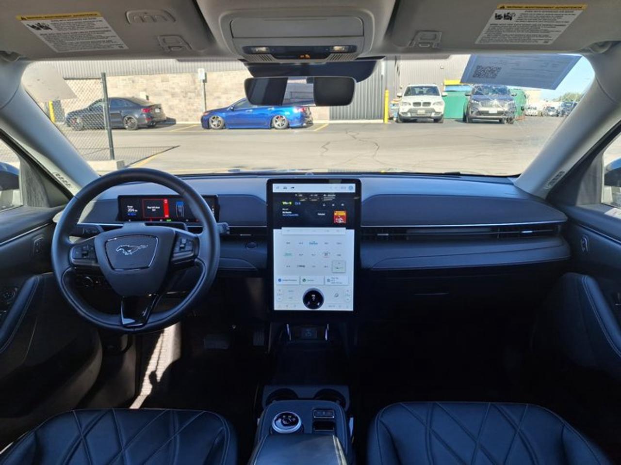 2024 Ford Mustang Mach-E Select EAWD | Leather | Heated Seats + Steering | Navi | Adaptive Cruise | Wireless CarPlay & More ! Photo