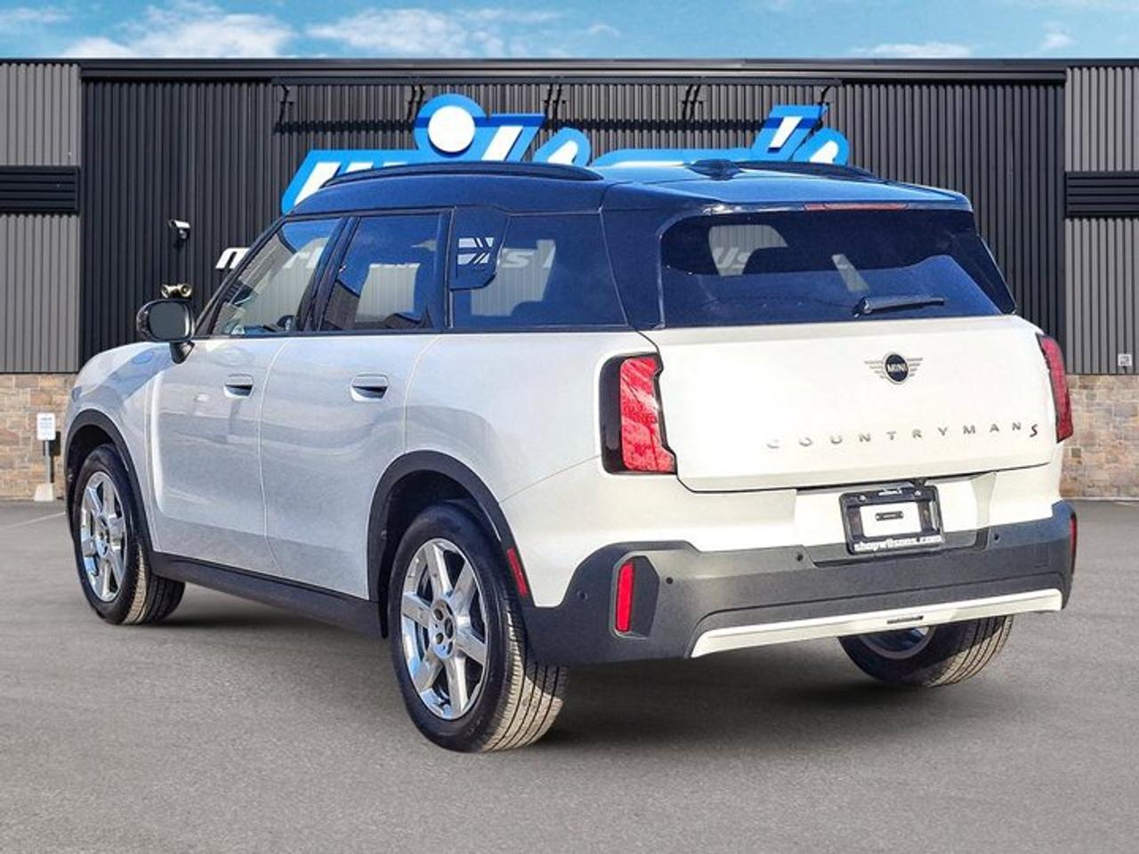 2026 MINI Cooper Countryman Cooper S ALL4 | Leather | Pano Roof | Heated Seats | Massaging Seat | Power Liftgate | and More! Photo2