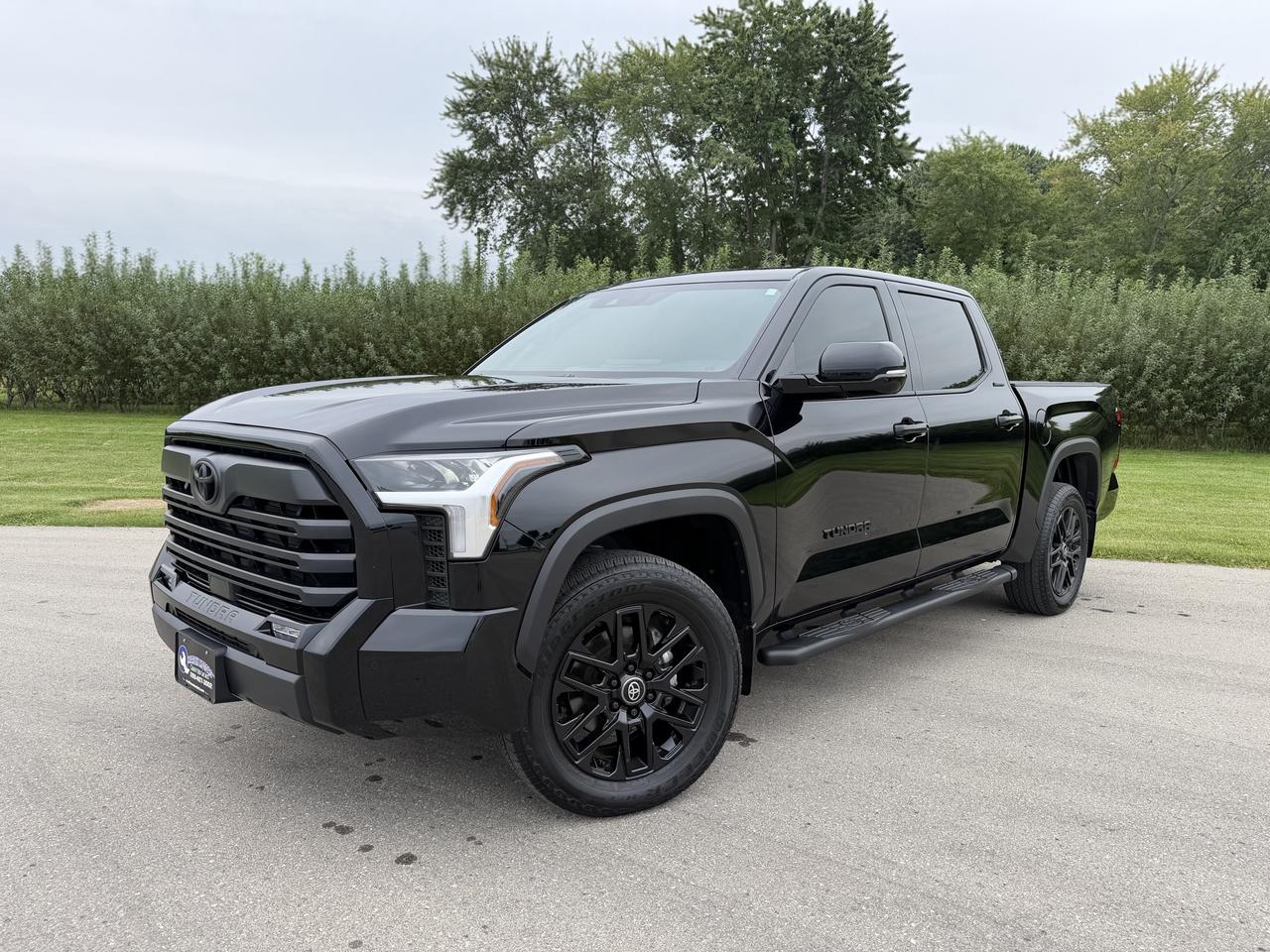 2025 Toyota Tundra Limited CrewMax Cab 4WD