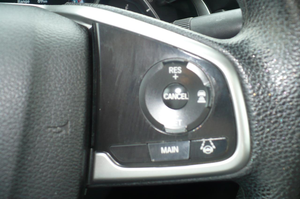 2017 Honda Civic EX Heated Seats / Sunroof  ONE OWNER Photo