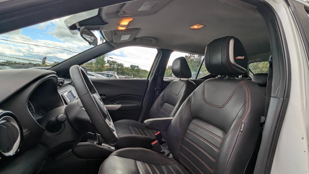 2020 Nissan Kicks SR Photo