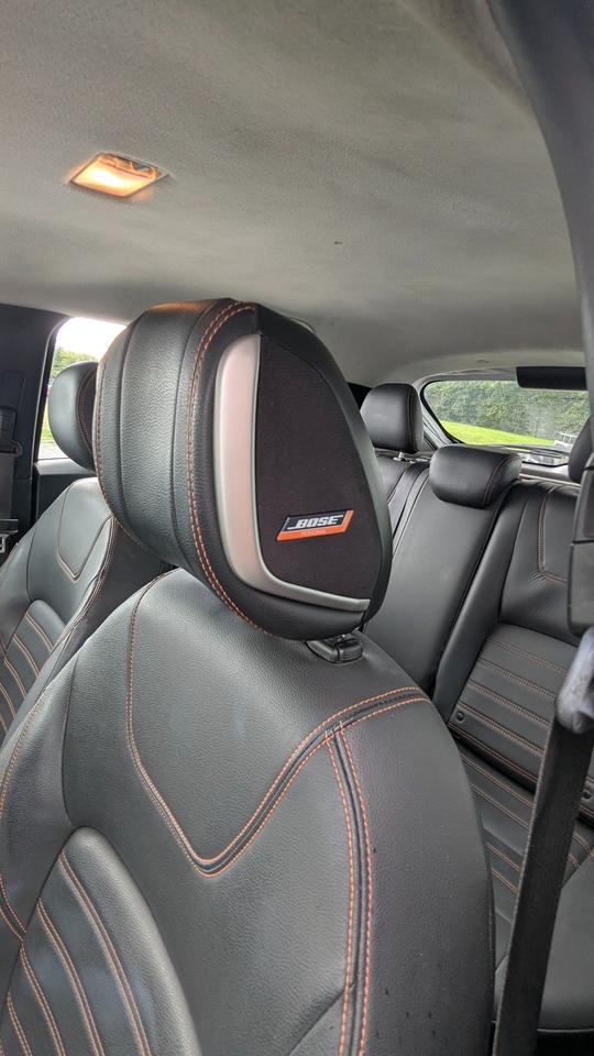 2020 Nissan Kicks SR Photo