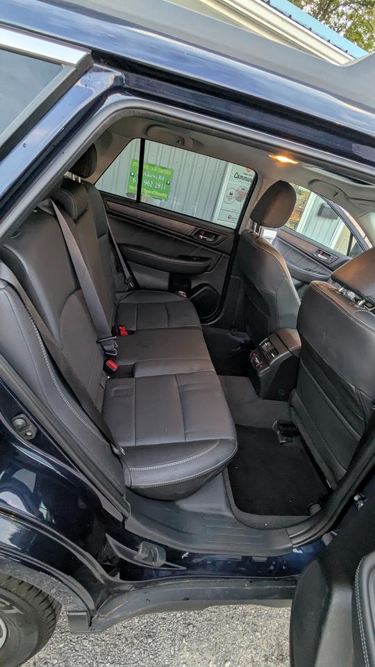 2018 Subaru Outback LIMITED Photo