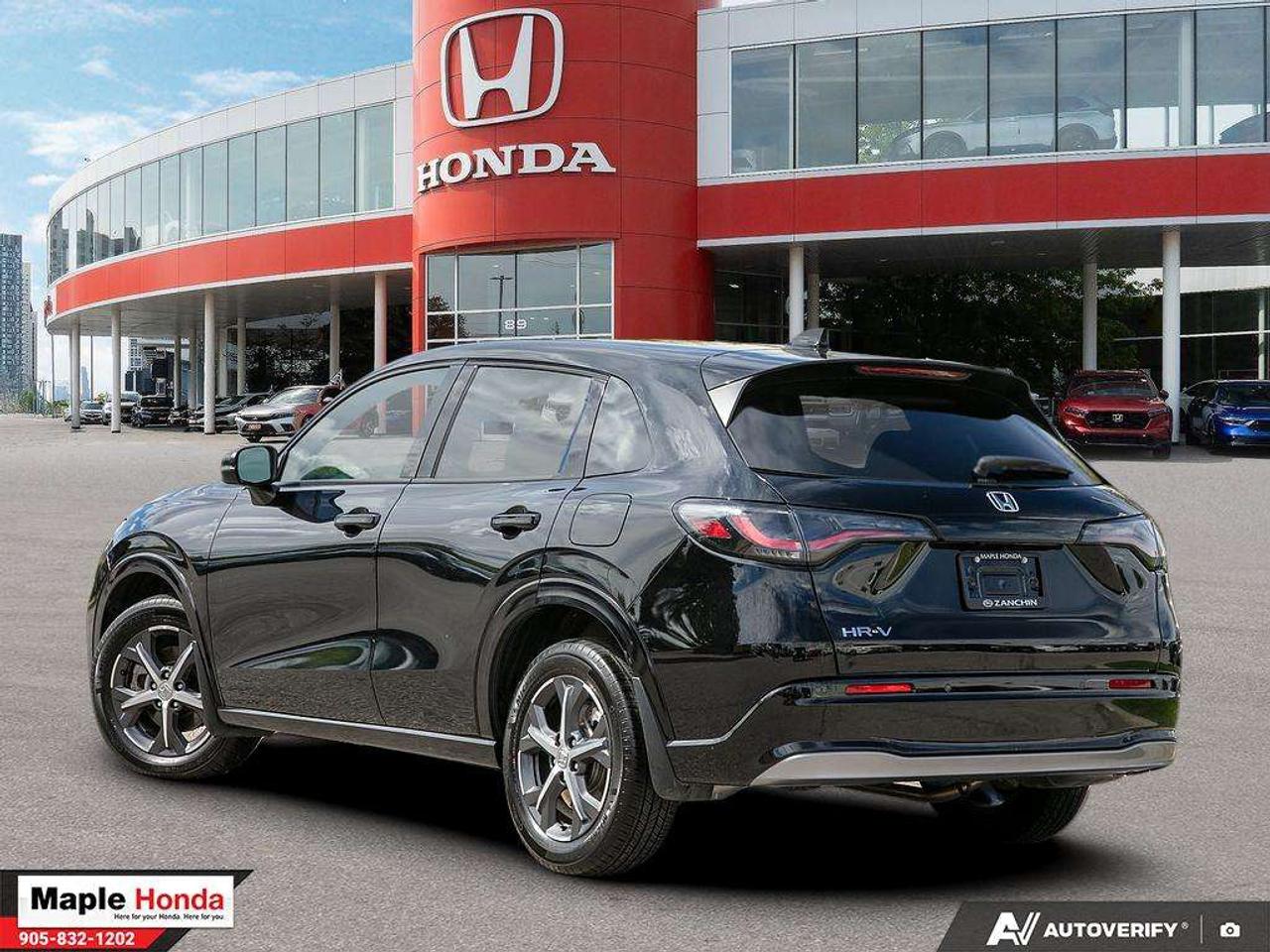 2025 Honda HR-V Sunroof | Leather| Parking Sensors| Auto Start | C Photo