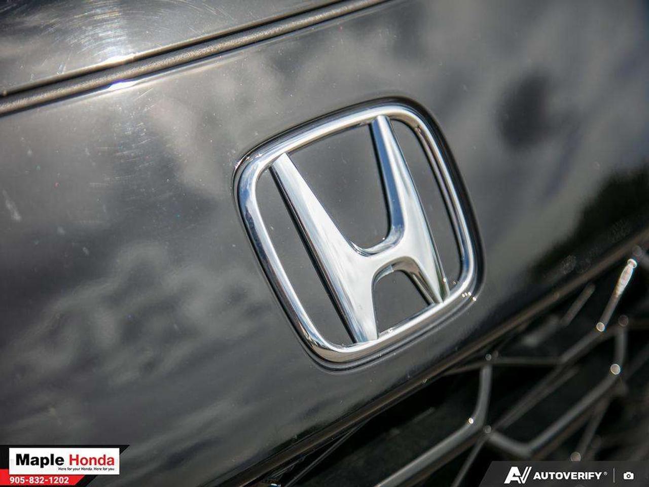 2025 Honda HR-V Sunroof | Leather| Parking Sensors| Auto Start | C Photo