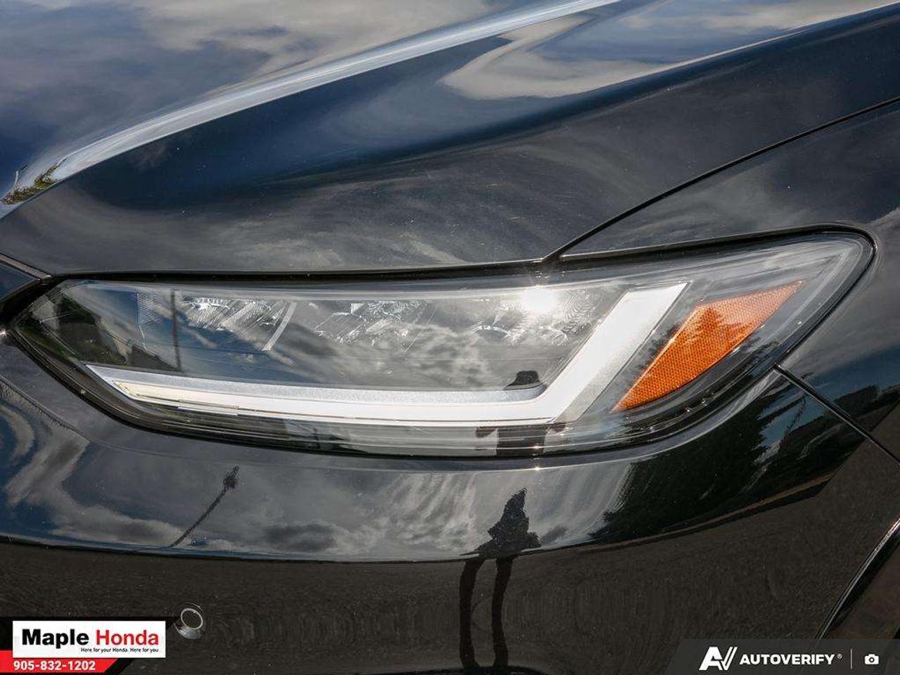 2025 Honda HR-V Sunroof | Leather| Parking Sensors| Auto Start | C Photo