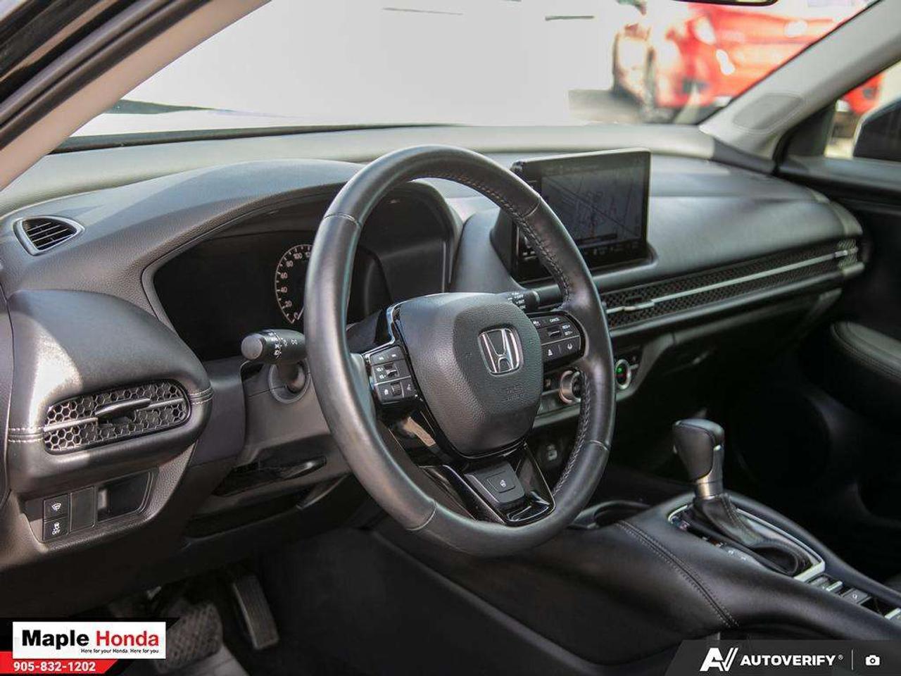 2025 Honda HR-V Sunroof | Leather| Parking Sensors| Auto Start | C Photo