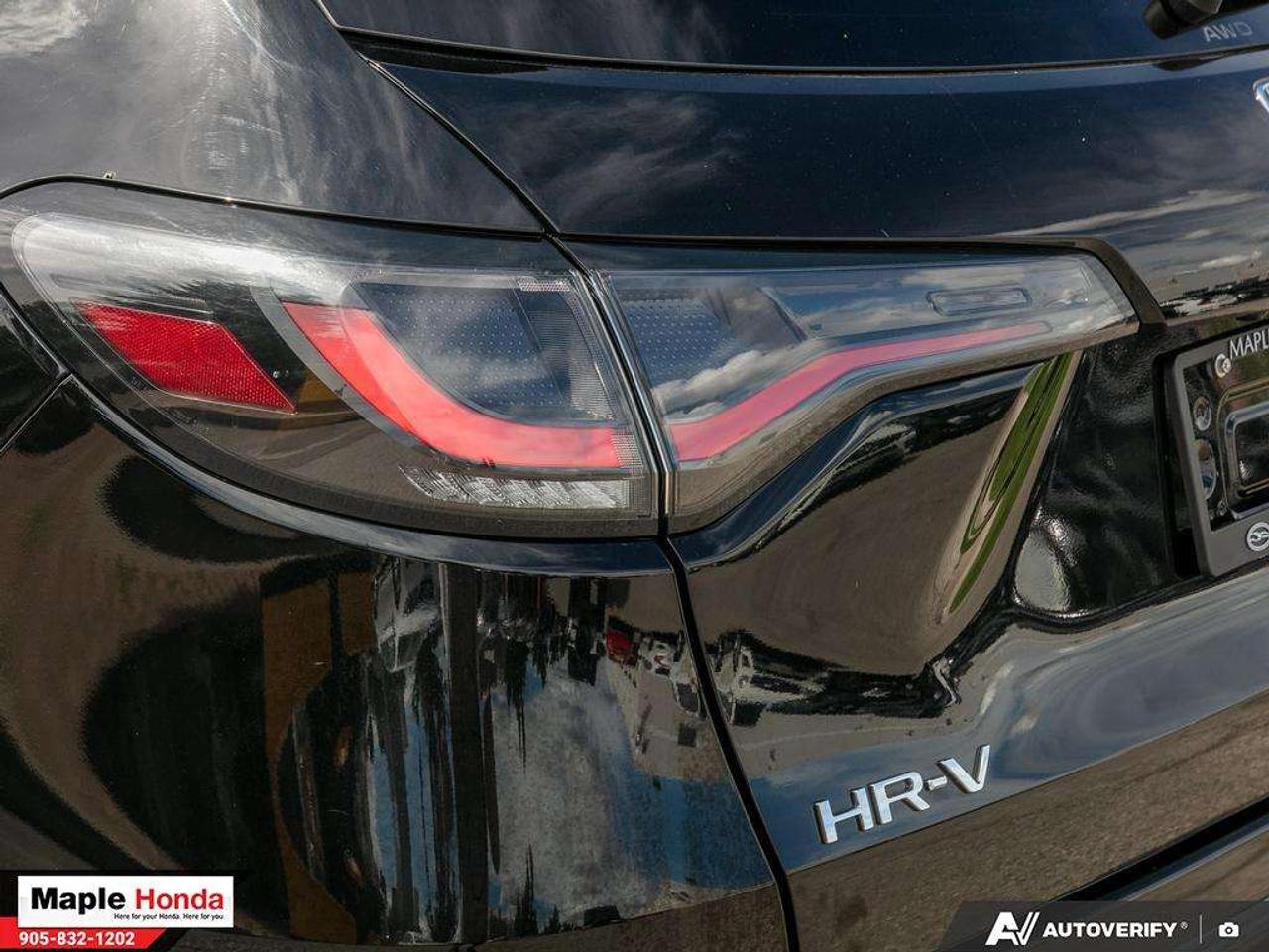 2025 Honda HR-V Sunroof | Leather| Parking Sensors| Auto Start | C Photo