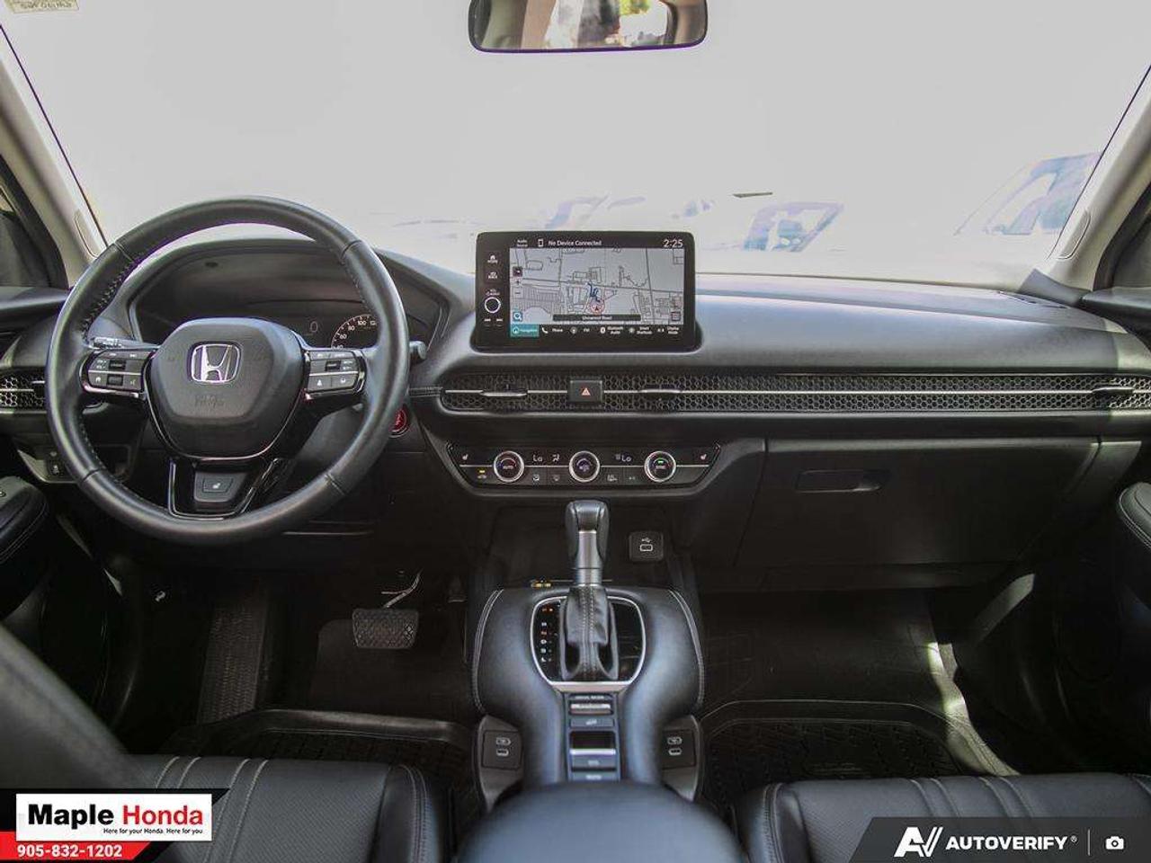 2025 Honda HR-V Sunroof | Leather| Parking Sensors| Auto Start | C Photo